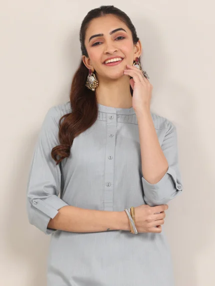 Blue Solid Cotton Blend Straight Kurta